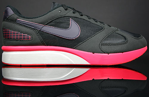 Nike Air Mariah Schwarz Rot Silber 395756-001