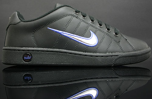 nike court tradition black