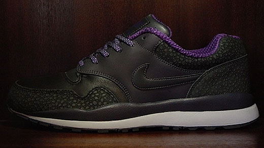 Nike Air Safari LE Black/Purple 371740-004