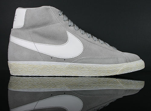 Nike Blazer Mid Premium Medium Grey Neutral Grey Sneaker 429988-005