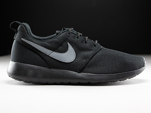 Nike Roshe One GS Black Cool Grey 