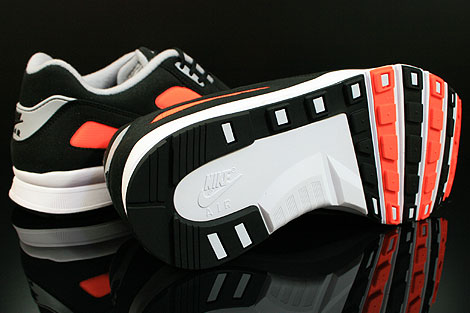 Nike Air Current Black Wolf Grey Total Orange