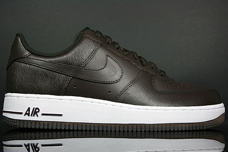 Nike air store force one velvet