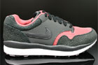Nike Air Safari LE