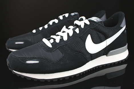 nike air vortex grey black