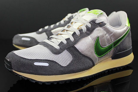 nike vortex vintage green