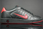 Nike Court Tradition 2 Schwarz Dunkelrot Rot Nike Court Tradition 2 Schwarz Dunkelrot Rot