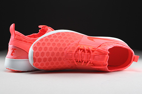 Nike Juvenate Hot Lava Bright Crimson White Over view