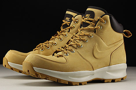 nike leather boot