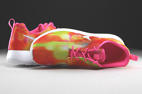 Nike Roshe One Flight Weight GS Pink Pow White Over view