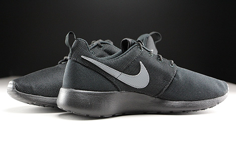 Nike Roshe One GS Black Cool Grey Inside