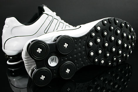 nike shox nz eu black white