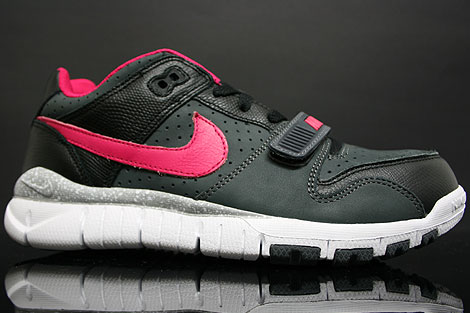 Nike Trainer Dunk Low Anthracite Cerise Profile