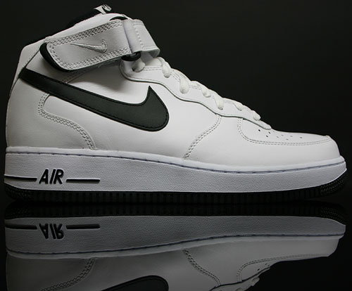 Nike Air Force 1 Mid „White/Black“