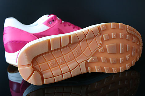 Nike WMNS Air Max 1 Vintage Fuchsia Pink Weiss Braun Laufsohle