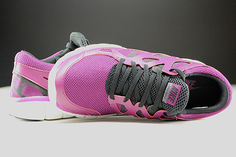 Nike WMNS Free Run 2 EXT Violett Lila Schwarz Creme Oberschuh
